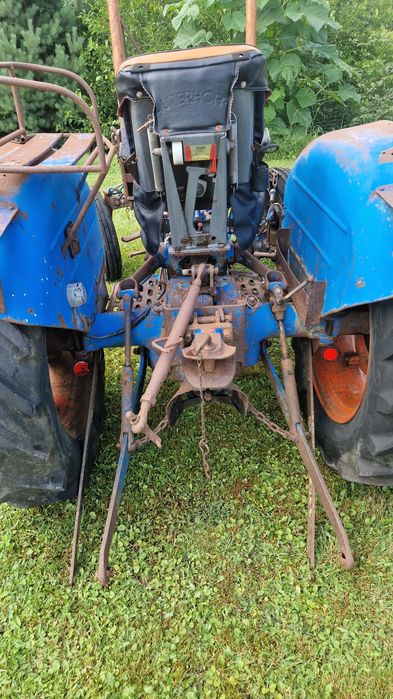 Traktor Ford Fordson Dexta, 32KM, 
Więcej informacji pod numerem tel.
