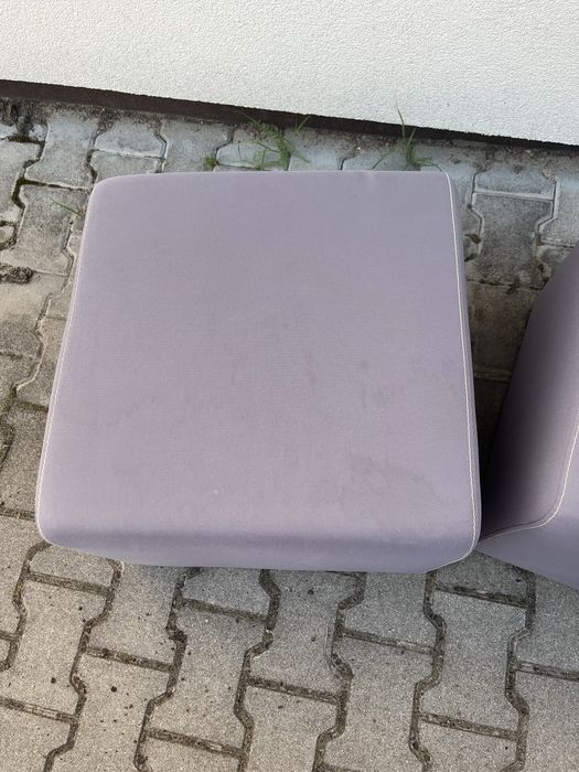 2 pufy tapicerowane – szare – 160zl komplet