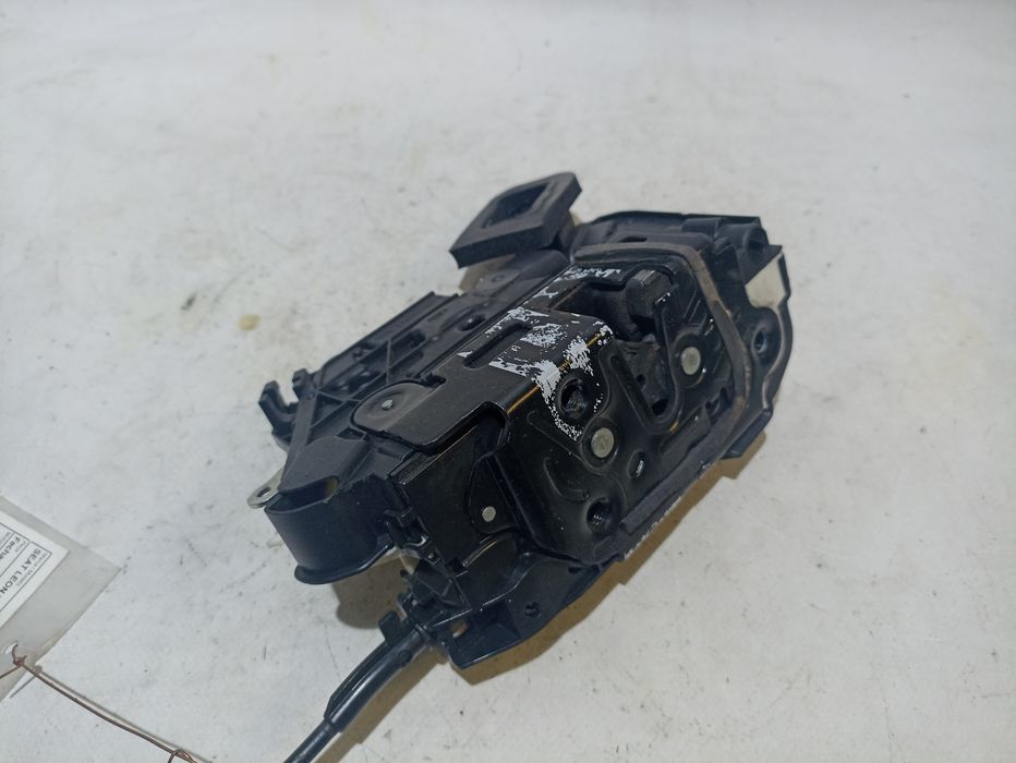 Fechadura / fecho porta frente direito SEAT Leon (5F1)