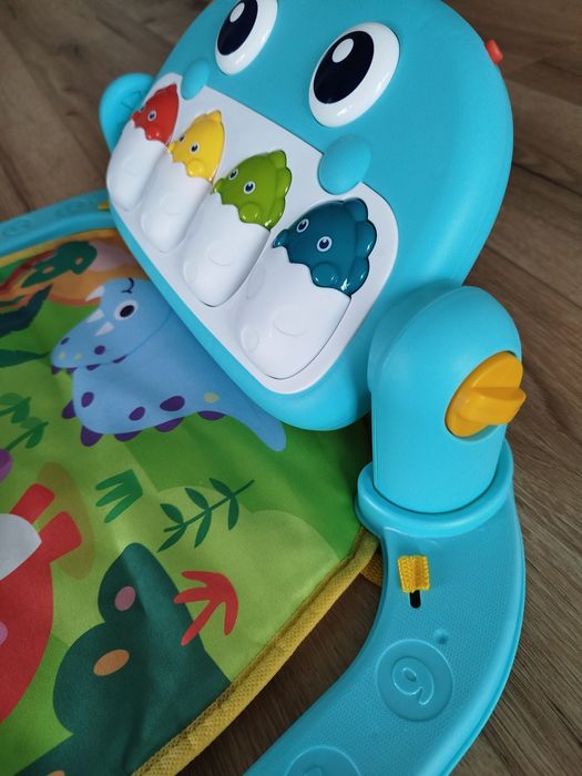 Mata edukacyjna z pianinkiem Smiki