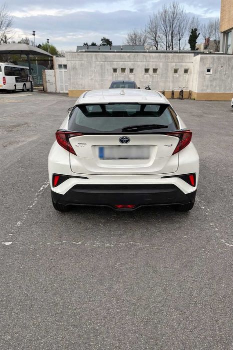 Toyota C-HR 1.8 Hybrid