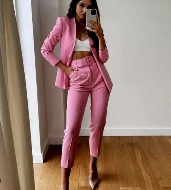 Елегантність у рожевому новий костюм Zara XL  для стильних рішень