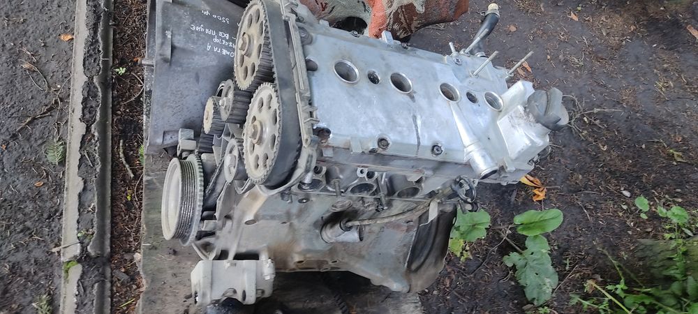 Продам двигун лада 2110 об'єм 1.5 16- клапаний