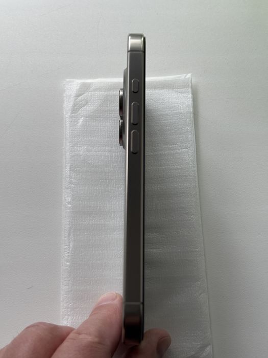Продам iPhone 16pro 128gb