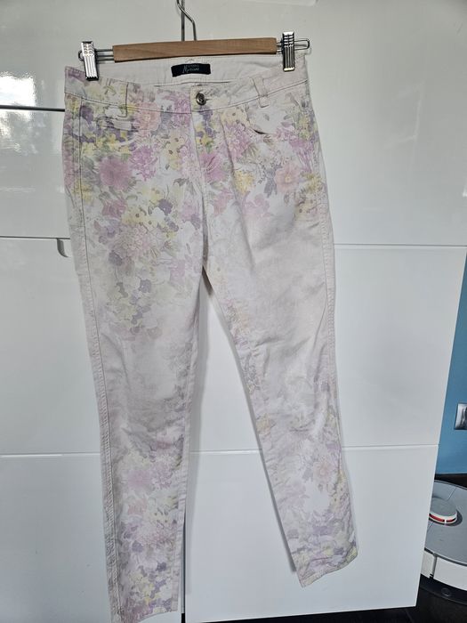 Guess nowe 36 nowe spodnie białe w kwiaty 27 34 36 kwiatowe