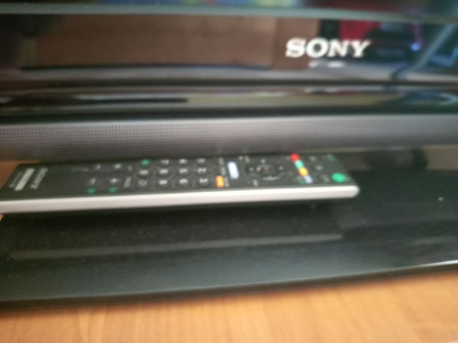 Продам телевізор Sony KDL37v-4000