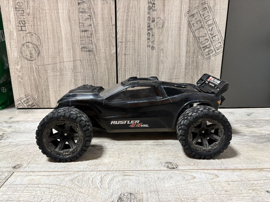 Traxxas rustler 4x4 ehd hobbywing