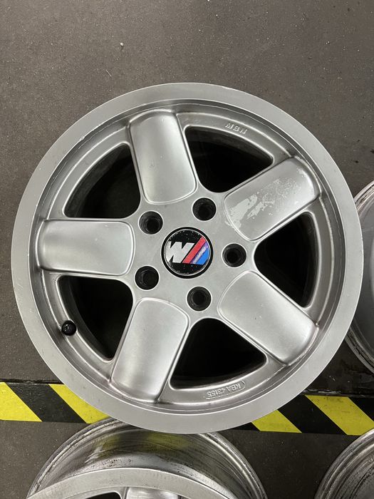 JANTES 15” 7.5J 5x120 estilo “Schnitzer”