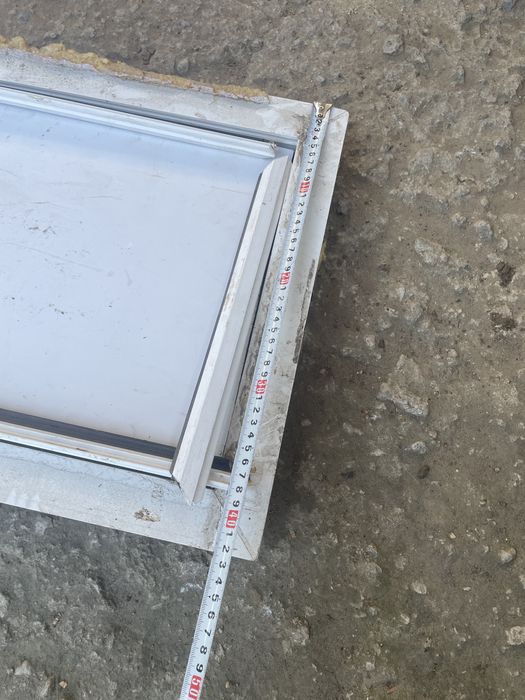 пластиковый профиль дверь