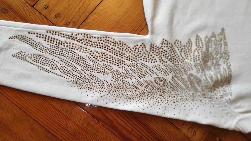 BIAŁY sweter ze ZŁOTYMI skrzydłami