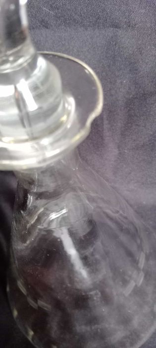 Licoreia antiga com 28cm altura