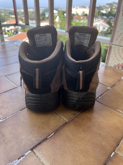 Botas / sapatos para telecomunicações e outros trabalhos em obras