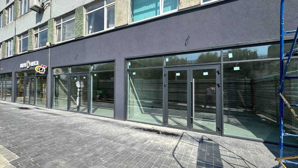 Оренда фасадного приміщення 37,6 м², Зелена 149, поруч АТБ