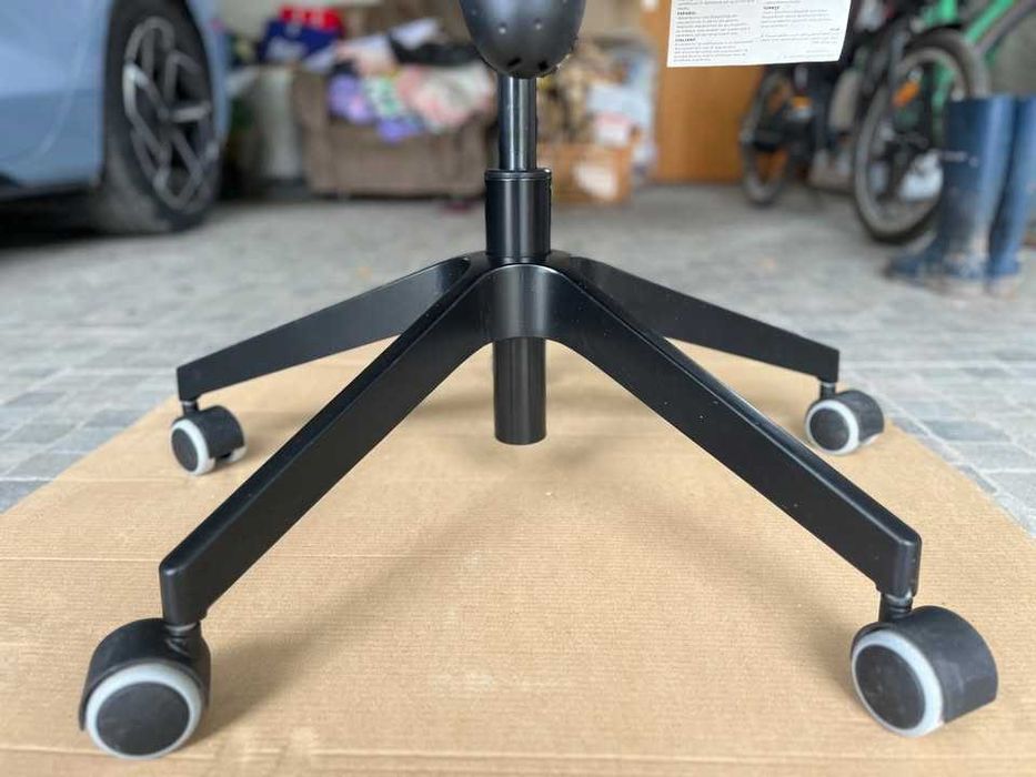 Cadeira giratória de escritório Markus (IKEA)