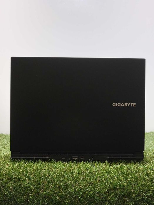 Ноутбук Gigabyte G6 KF (i7-13620H /32 ГБ DDR5/ 1 ТБ SSD /RTX 4060)