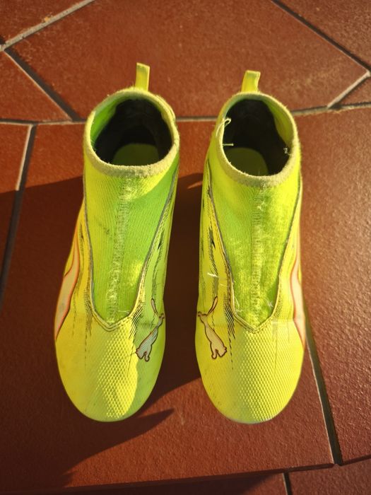 Buty piłkarskie dla dziecka
