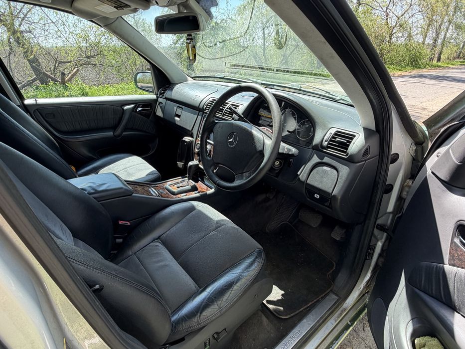 Mercedes w163 ml270