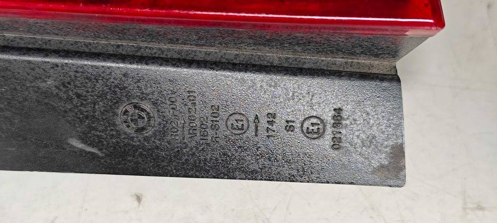 BMW SERIA 3 E90 2006 ROK Lewa i Prawa Lampa lewy i prawy tył