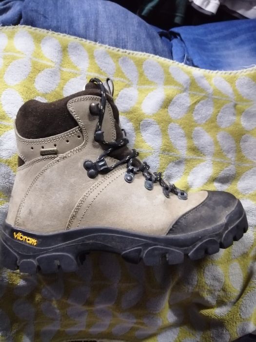 Ботинкі шкіряні р. 39