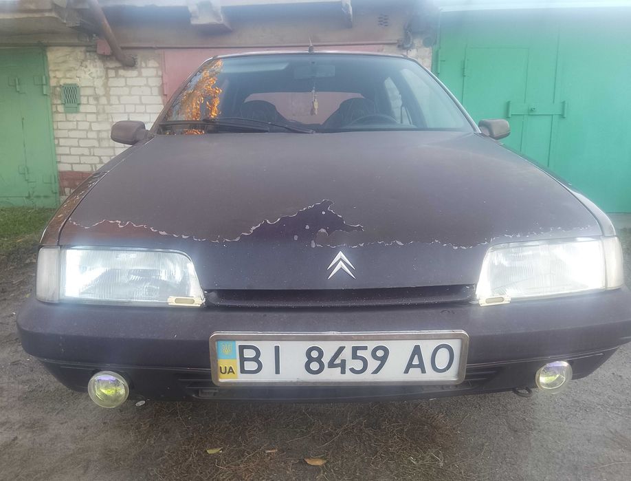 Автомобиль Ситроен