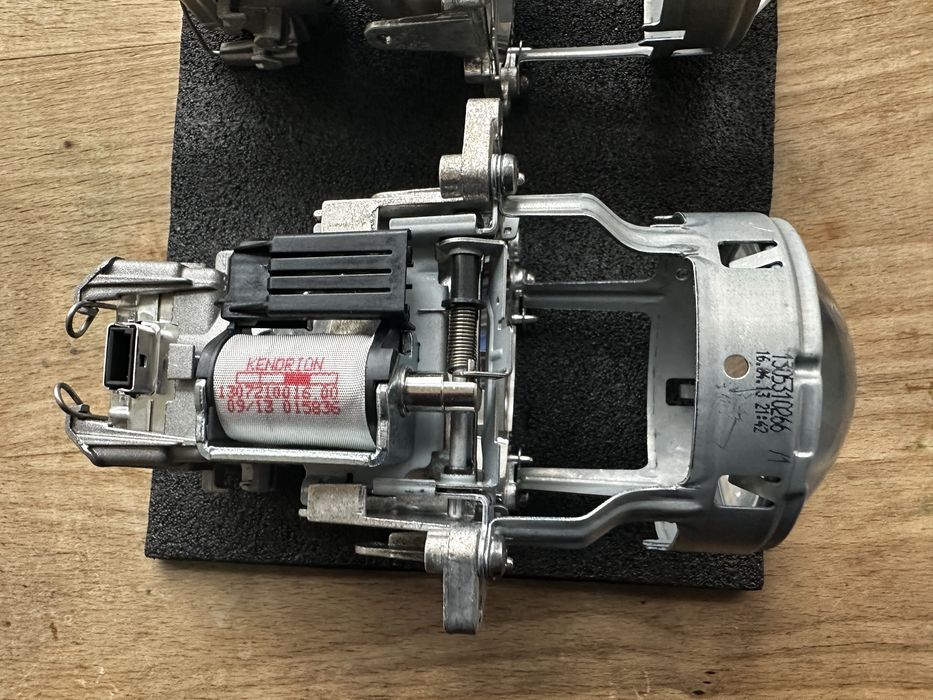 Линзы биксенон Skoda Yeti