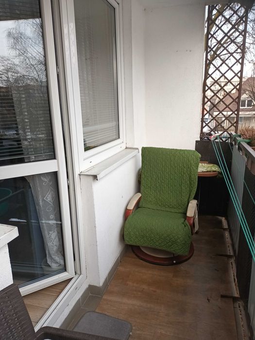 Mieszkanie M2 34.1 m², parter, niski czynsz, zamknięty korytarz, b duży balkon - Więcej