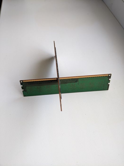 Оперативна пам'ять DDR3  2x4 ГБ 1600 ГГц