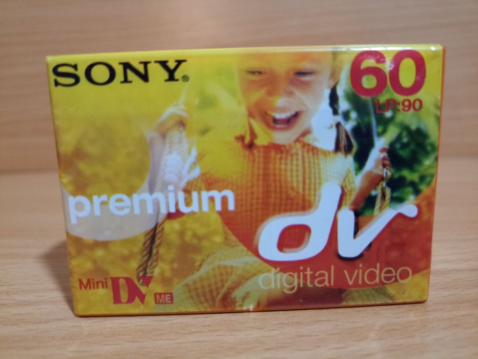 Mini DV Video Cassette64354205793666120