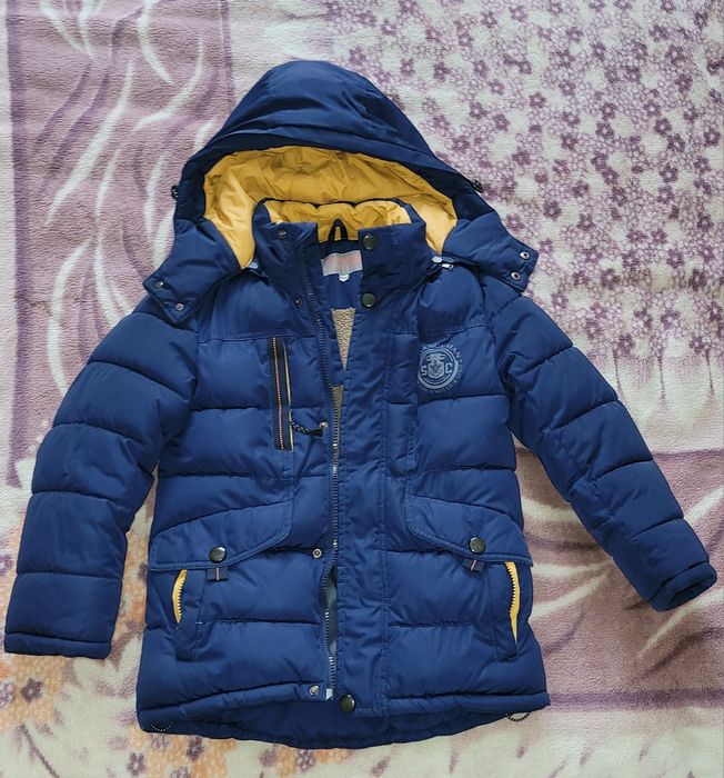 Зимова куртка в ідеальному стані, на 116-122