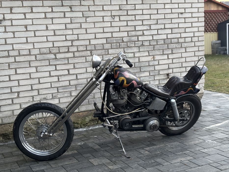 Harley Davidson Shovelhead FLH chopper custom