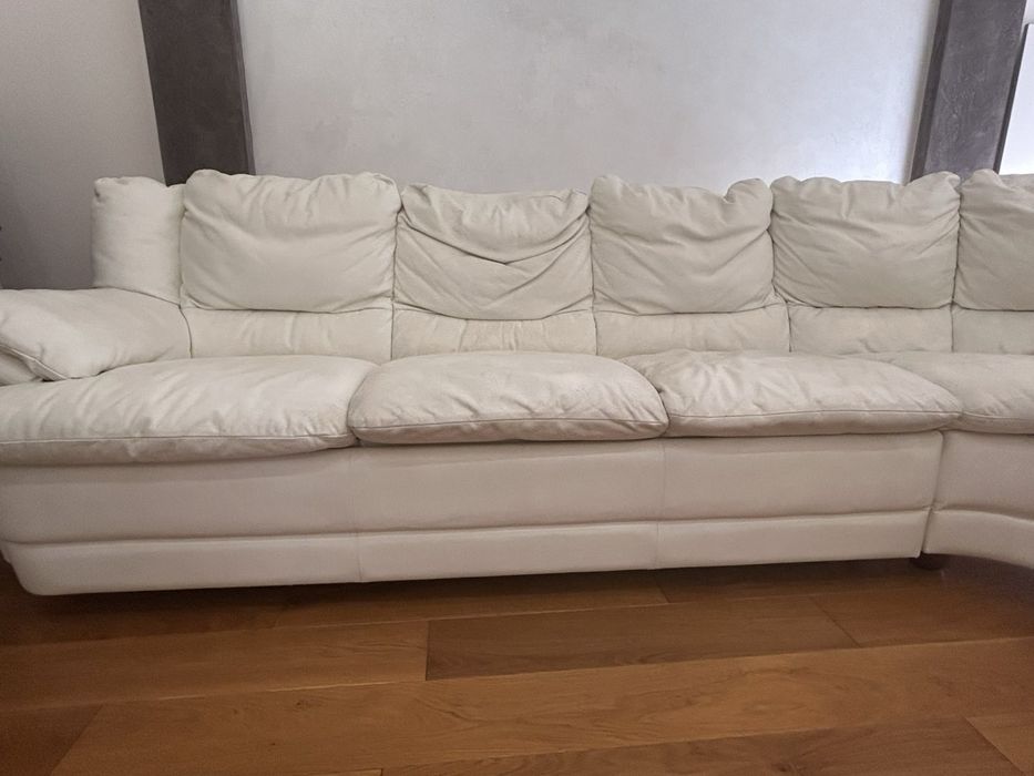 Диван шкіряний білий