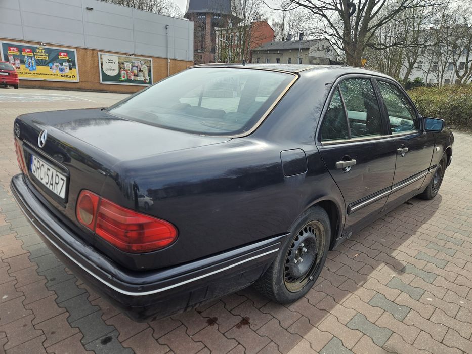 Merceces E-Klasa W210