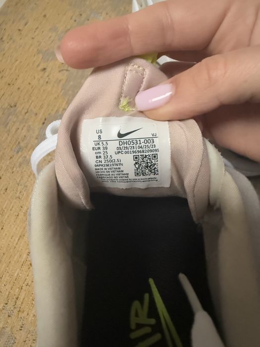 Nike Air Max Furyosa жіночі кросівки