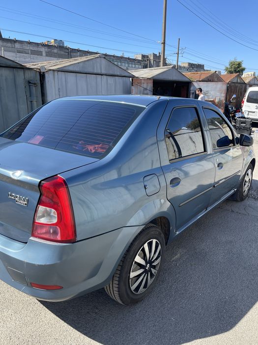 Renault logan 1.6 2009