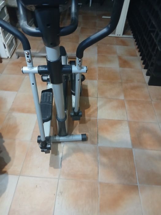 Selling a step exercise machine450801794381271043