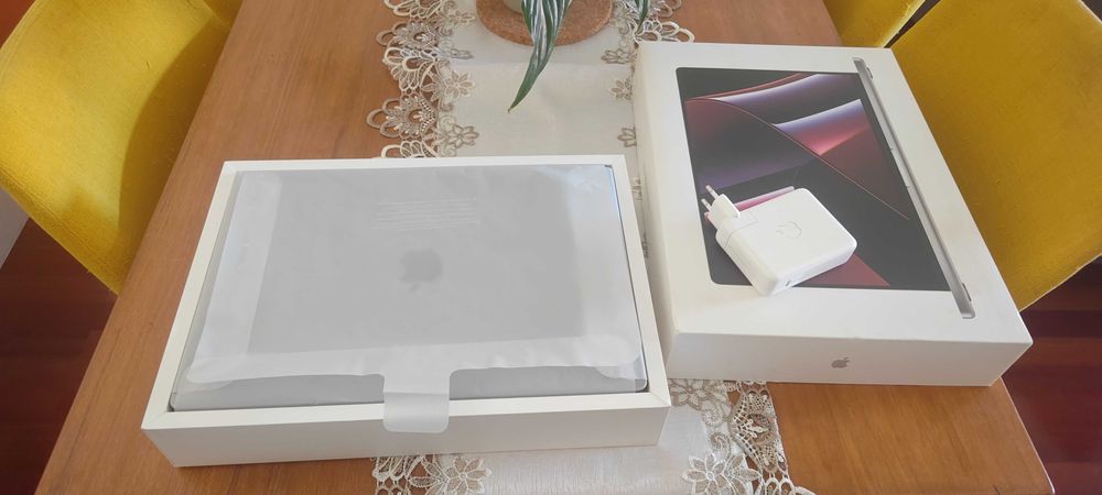 MacBook Pro 16” M2 Pro | 32GB RAM | 512GB SSD | Teclado PT | Caixa