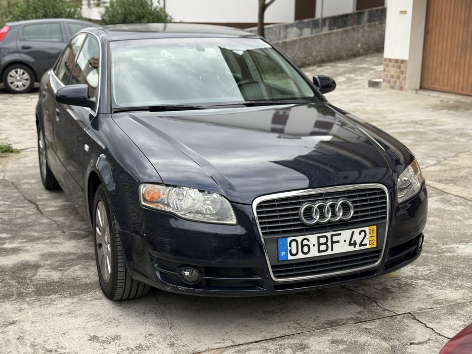 Audi A4 2.5 TDI em bom estado