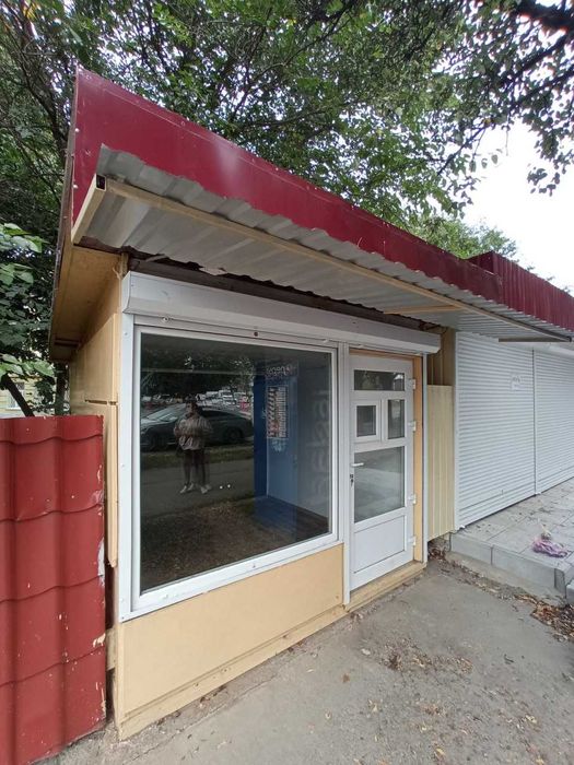 Здається кіоск в оренду! Район 14 школи!