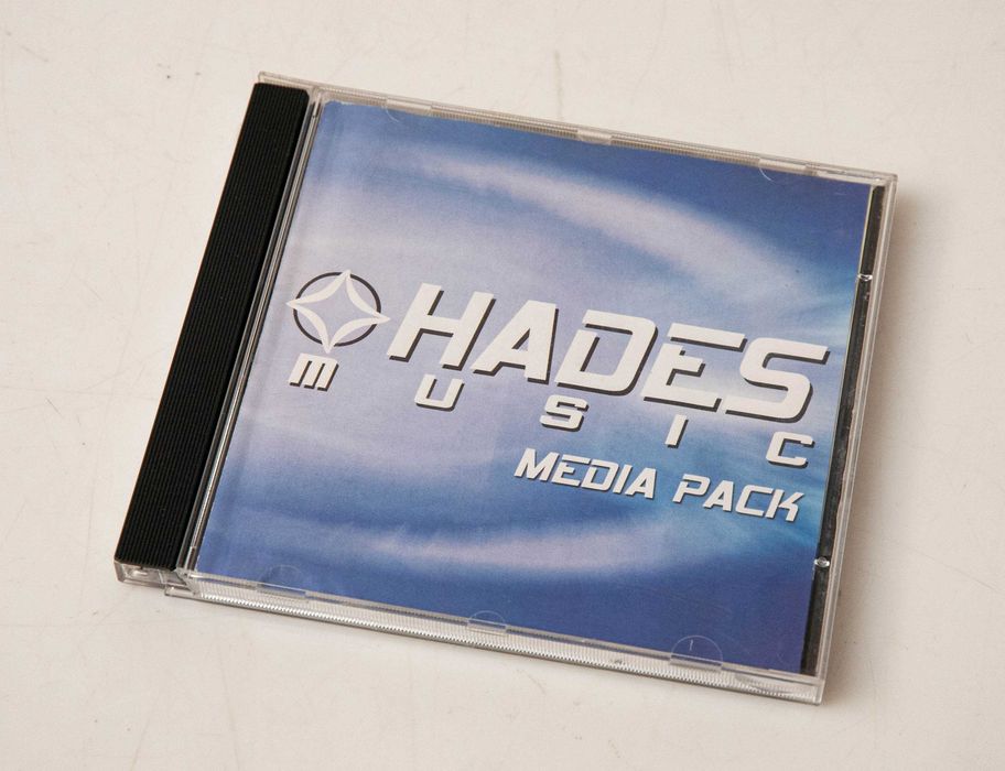 Hades VMC 207 Midi Controller Profissional
