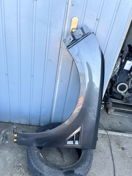 Blotnik lewy Ford S-Max MK2 UF