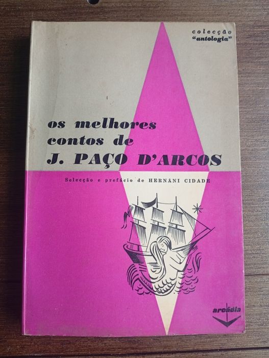 Livro  "Os Melhores Contos de J. Paço d'Arcos"