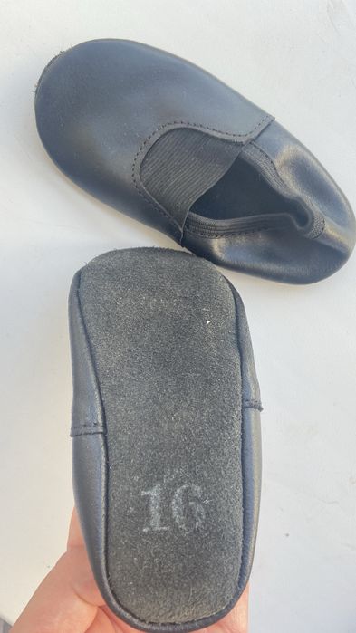 Чешки дитячі 16розмір