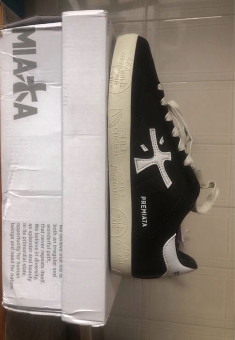 Sapatilha premiata n43