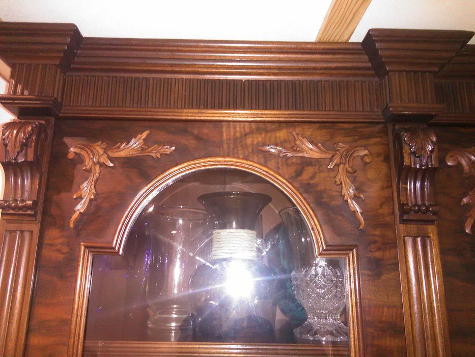 Cristaleira raiz nogueira