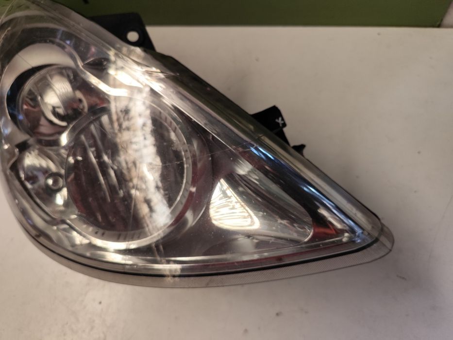Renault Master III - Farol Direito - Ff936