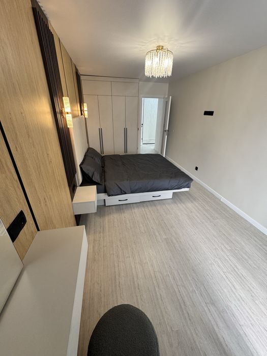 Продаж 3-к квартири по прсп. Злуки