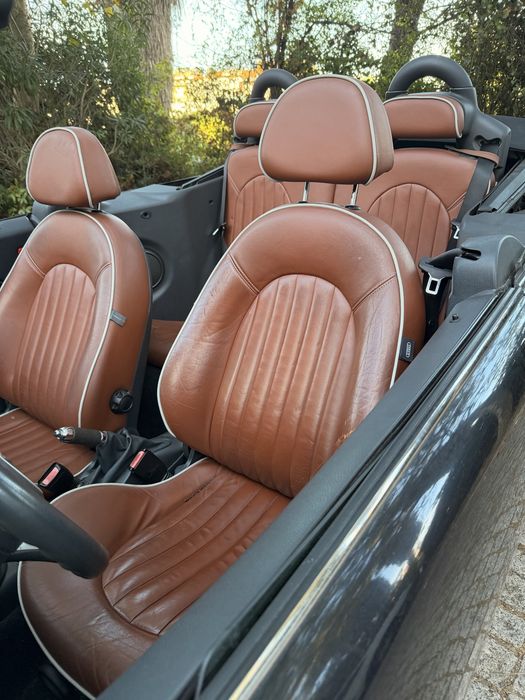 Mini Cabrio One 1.6 - Versão Sidewalk