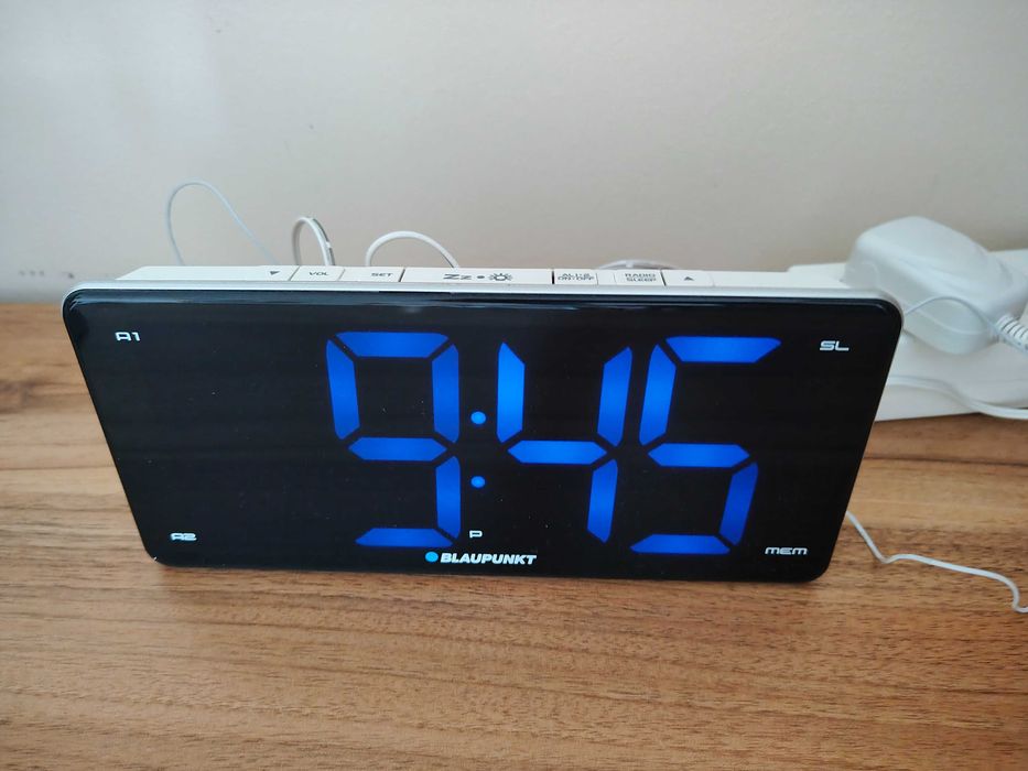 Radiobudzik blaupunkt