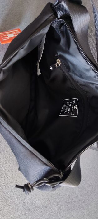 Torebka listonoszka Champion nowa