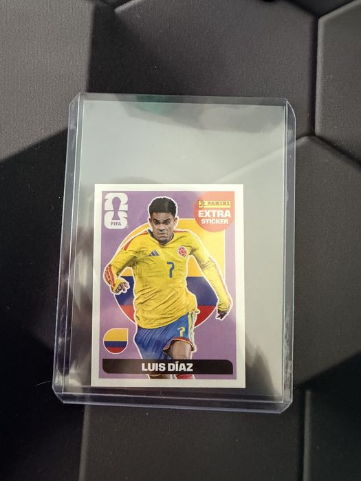 Luis Díaz Base Extra Sticker
